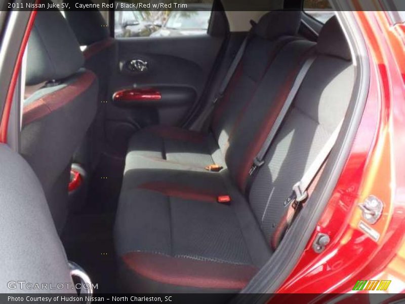  2011 Juke SV Black/Red w/Red Trim Interior