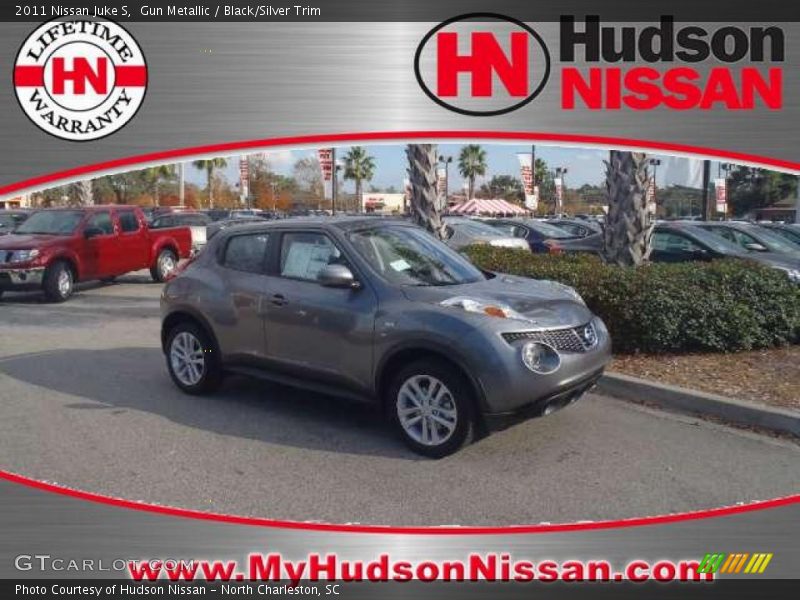Gun Metallic / Black/Silver Trim 2011 Nissan Juke S