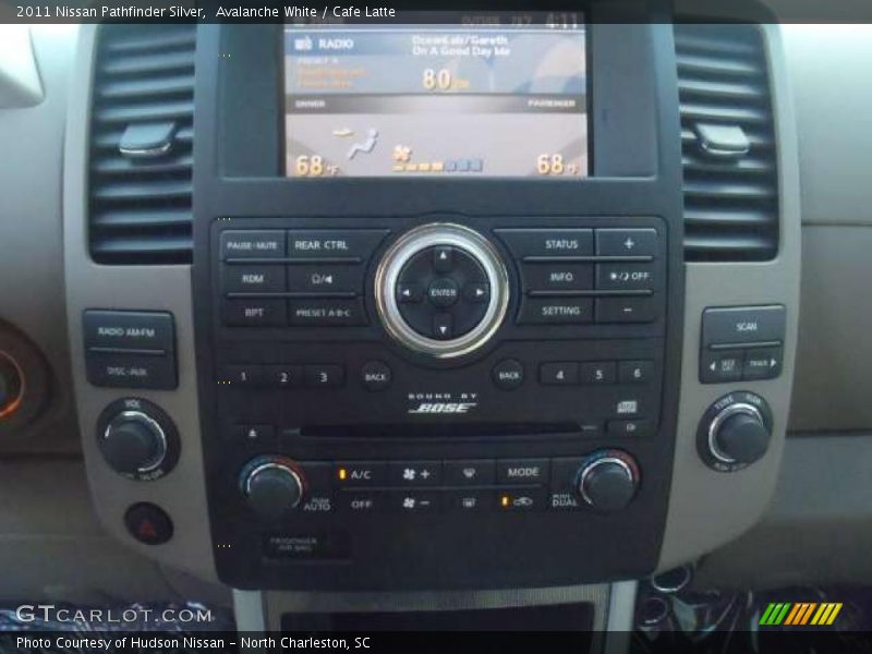 Avalanche White / Cafe Latte 2011 Nissan Pathfinder Silver