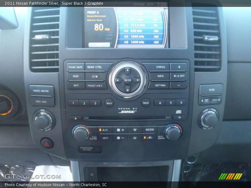 Controls of 2011 Pathfinder Silver