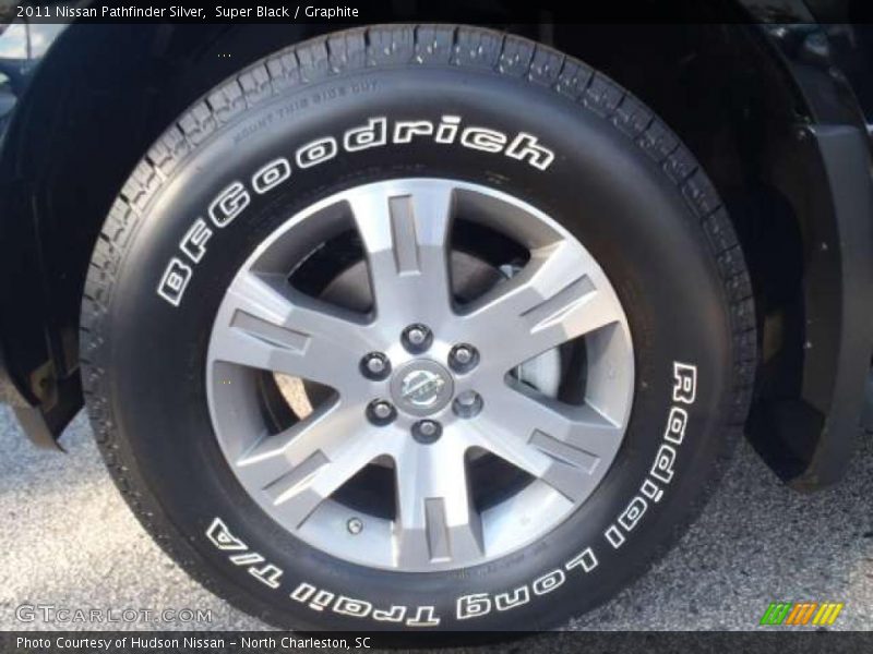 Super Black / Graphite 2011 Nissan Pathfinder Silver
