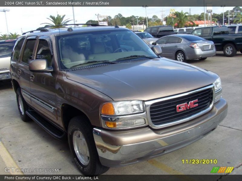 Sandalwood Metallic / Neutral/Shale 2004 GMC Yukon SLT