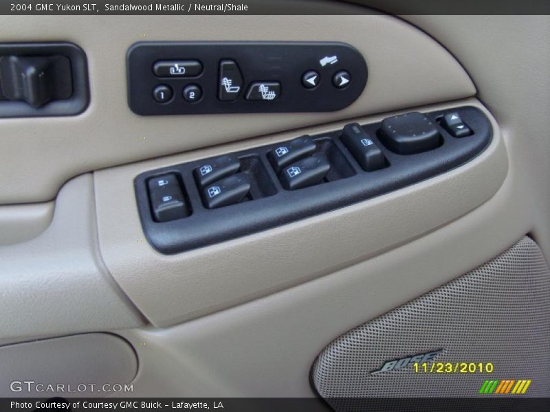 Sandalwood Metallic / Neutral/Shale 2004 GMC Yukon SLT