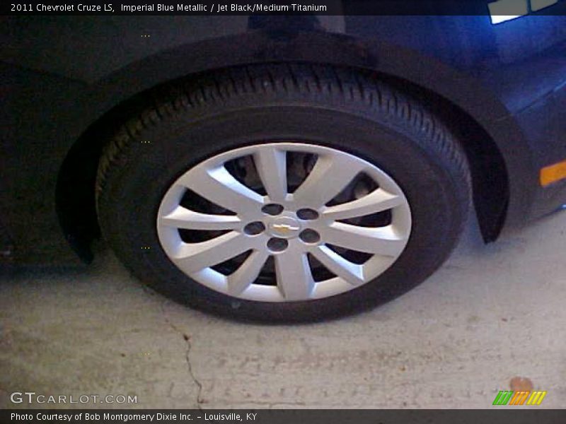 Imperial Blue Metallic / Jet Black/Medium Titanium 2011 Chevrolet Cruze LS
