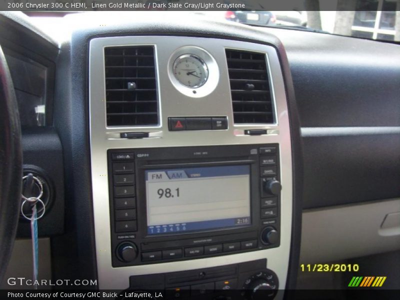 Linen Gold Metallic / Dark Slate Gray/Light Graystone 2006 Chrysler 300 C HEMI