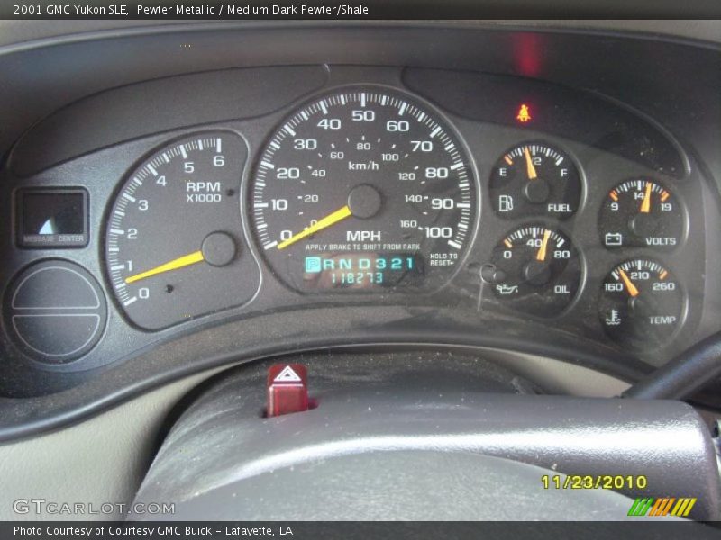 Pewter Metallic / Medium Dark Pewter/Shale 2001 GMC Yukon SLE