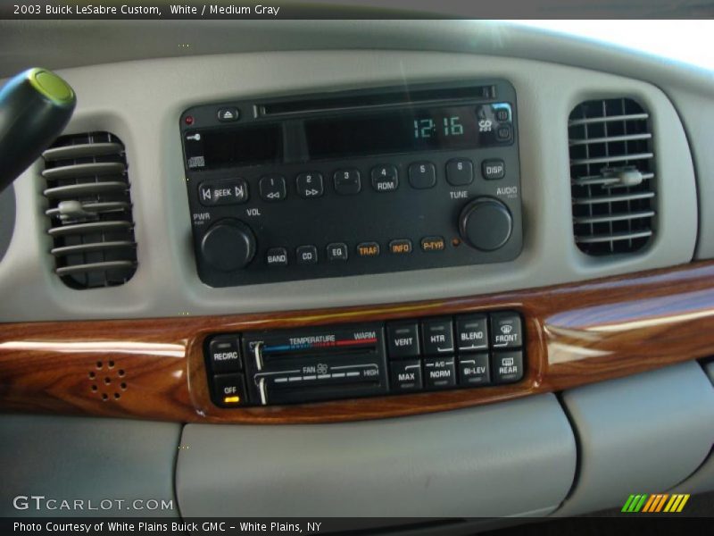 White / Medium Gray 2003 Buick LeSabre Custom