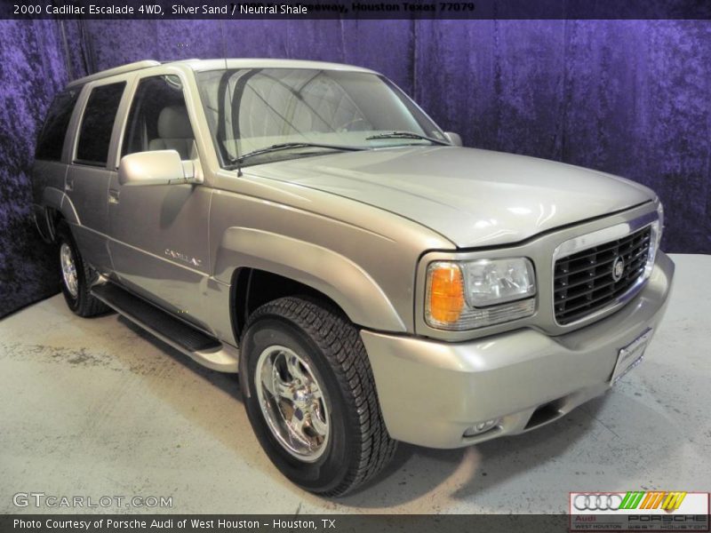 Silver Sand / Neutral Shale 2000 Cadillac Escalade 4WD