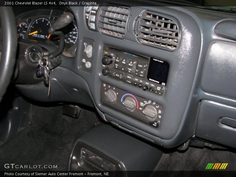 Controls of 2001 Blazer LS 4x4