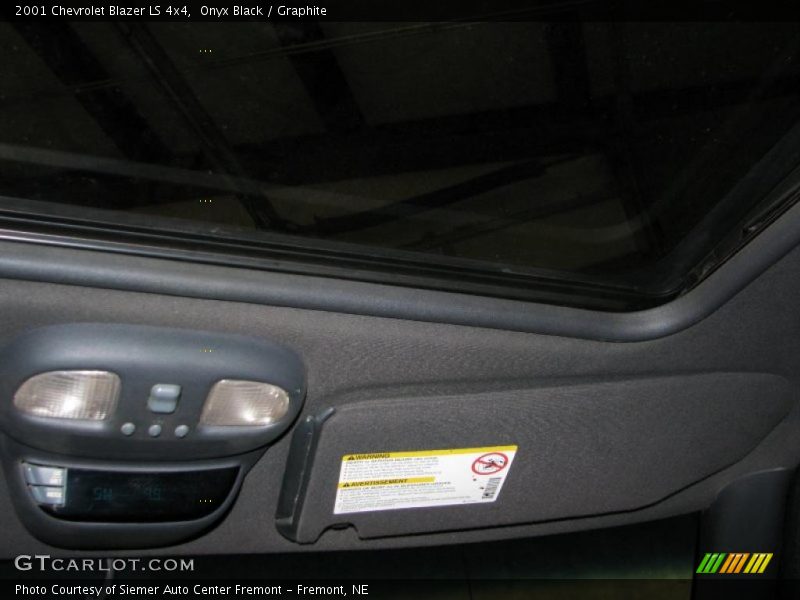 Onyx Black / Graphite 2001 Chevrolet Blazer LS 4x4