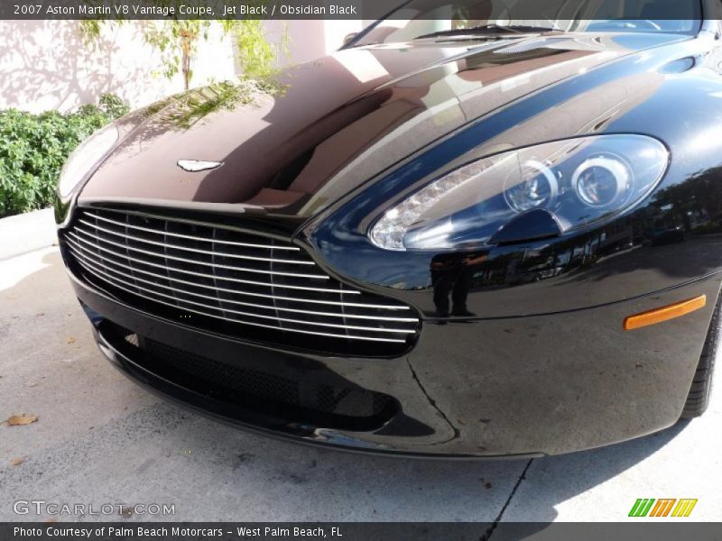 Jet Black / Obsidian Black 2007 Aston Martin V8 Vantage Coupe