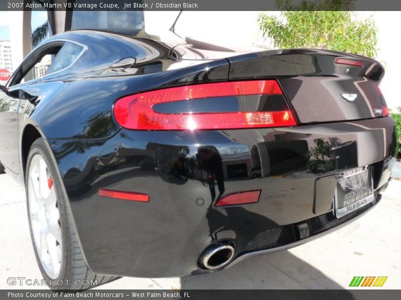 Jet Black / Obsidian Black 2007 Aston Martin V8 Vantage Coupe
