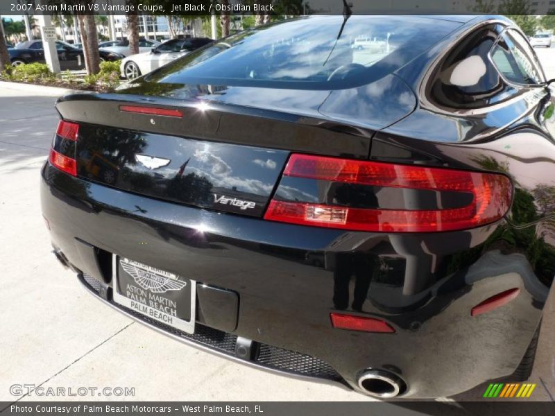 Jet Black / Obsidian Black 2007 Aston Martin V8 Vantage Coupe