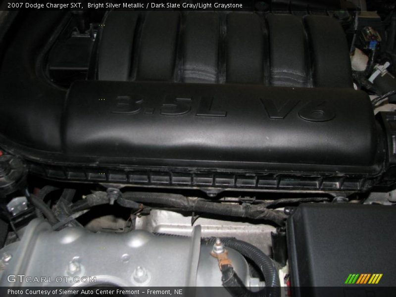 Bright Silver Metallic / Dark Slate Gray/Light Graystone 2007 Dodge Charger SXT
