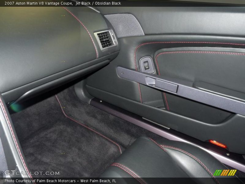 Door Panel of 2007 V8 Vantage Coupe