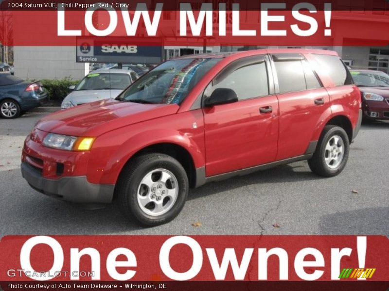 Chili Pepper Red / Gray 2004 Saturn VUE