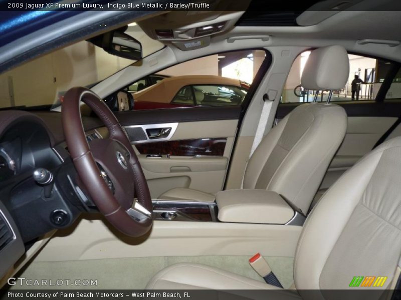  2009 XF Premium Luxury Barley/Truffle Interior