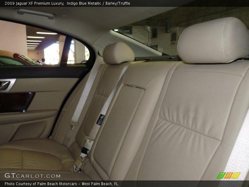  2009 XF Premium Luxury Barley/Truffle Interior
