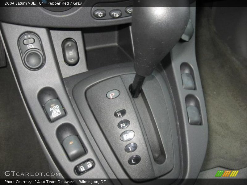 Chili Pepper Red / Gray 2004 Saturn VUE