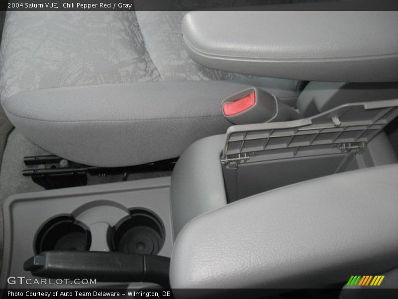 Chili Pepper Red / Gray 2004 Saturn VUE