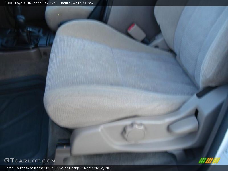 Natural White / Gray 2000 Toyota 4Runner SR5 4x4