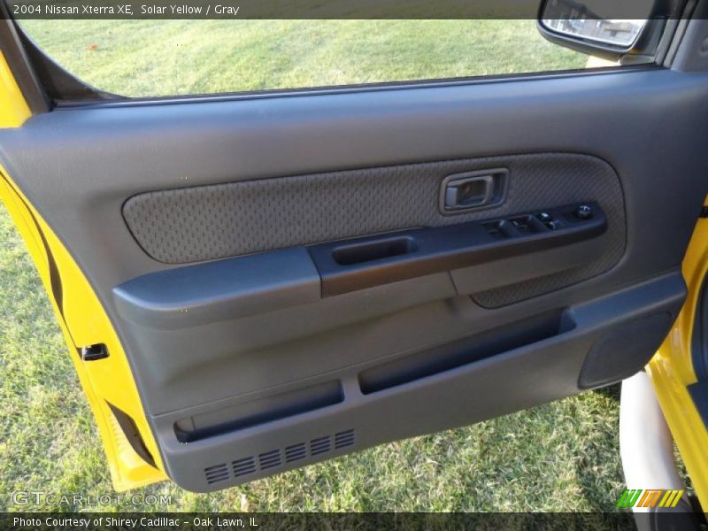 Solar Yellow / Gray 2004 Nissan Xterra XE