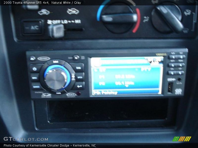 Natural White / Gray 2000 Toyota 4Runner SR5 4x4