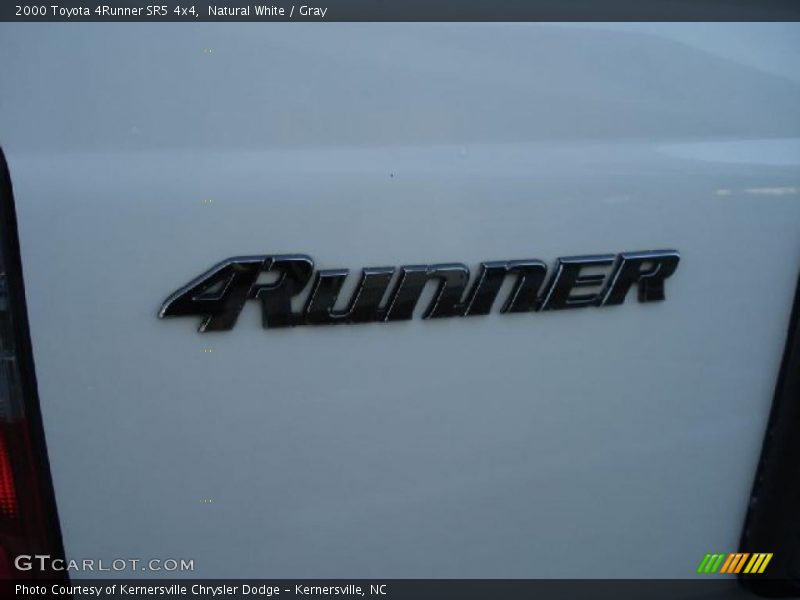 Natural White / Gray 2000 Toyota 4Runner SR5 4x4