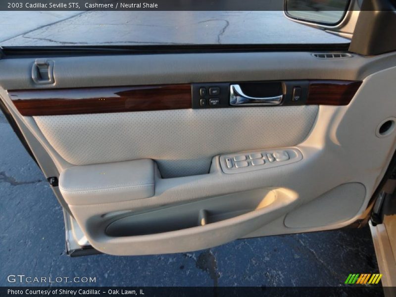 Cashmere / Neutral Shale 2003 Cadillac Seville STS