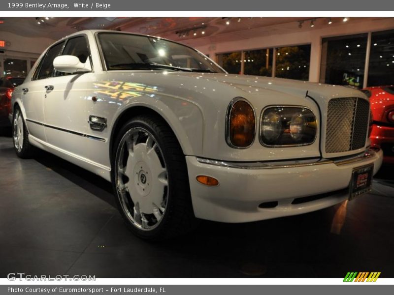 White / Beige 1999 Bentley Arnage
