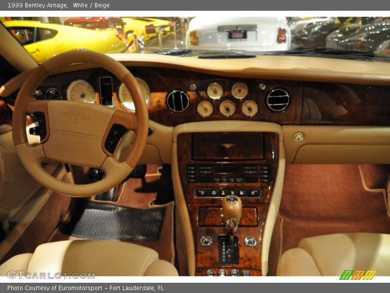 White / Beige 1999 Bentley Arnage