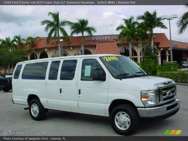 Oxford White / Medium Flint 2009 Ford E Series Van E350 Super Duty XLT Extended Passenger