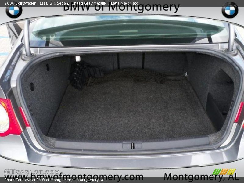 United Grey Metallic / Latte Macchiato 2006 Volkswagen Passat 3.6 Sedan