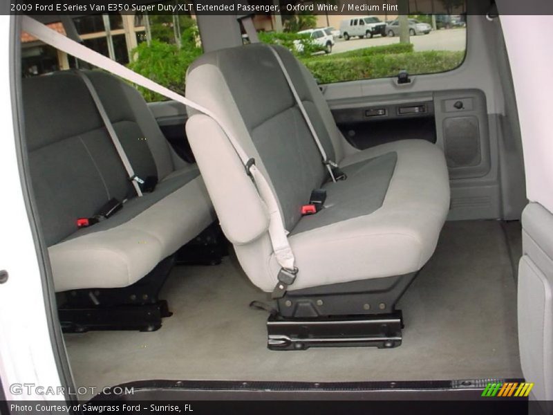 Oxford White / Medium Flint 2009 Ford E Series Van E350 Super Duty XLT Extended Passenger