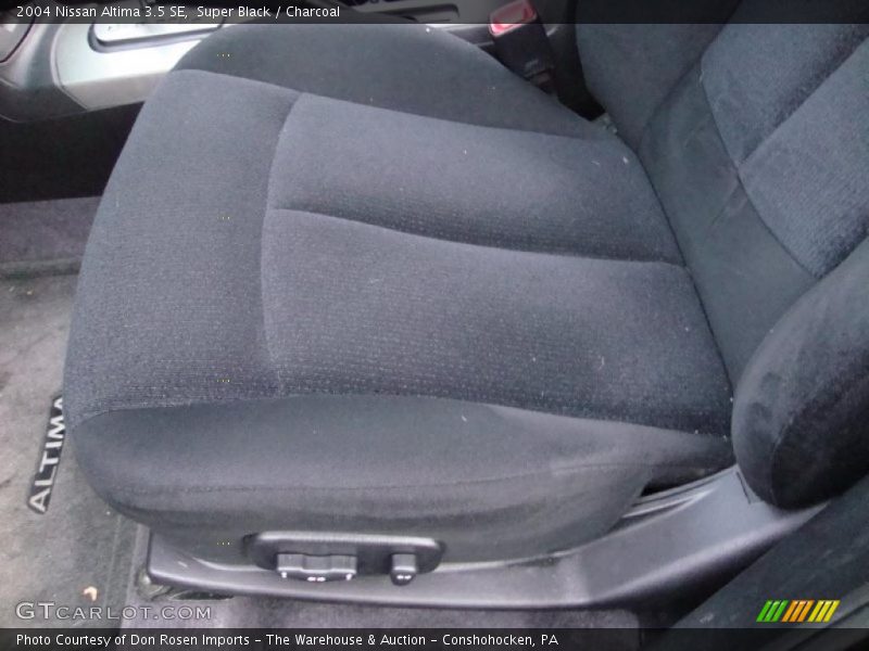 Super Black / Charcoal 2004 Nissan Altima 3.5 SE
