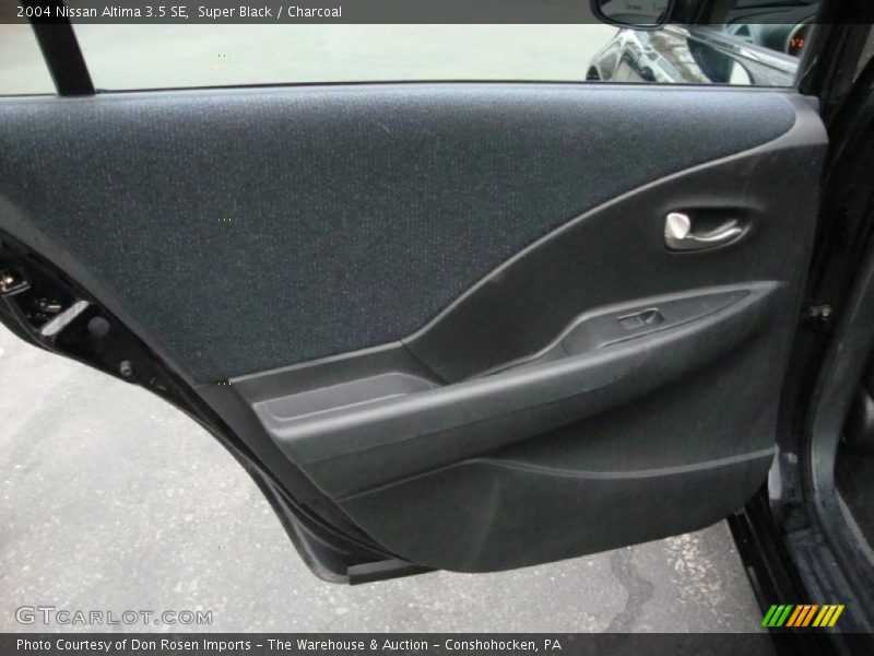 Super Black / Charcoal 2004 Nissan Altima 3.5 SE