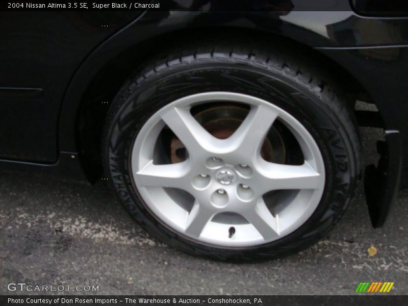 Super Black / Charcoal 2004 Nissan Altima 3.5 SE