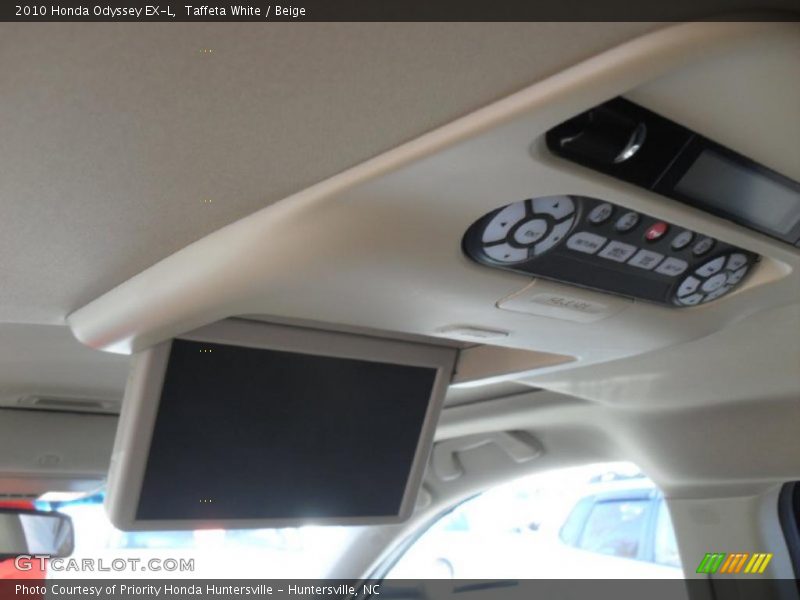 Taffeta White / Beige 2010 Honda Odyssey EX-L