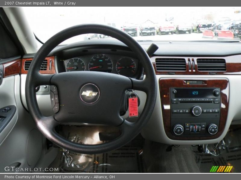 Dashboard of 2007 Impala LT