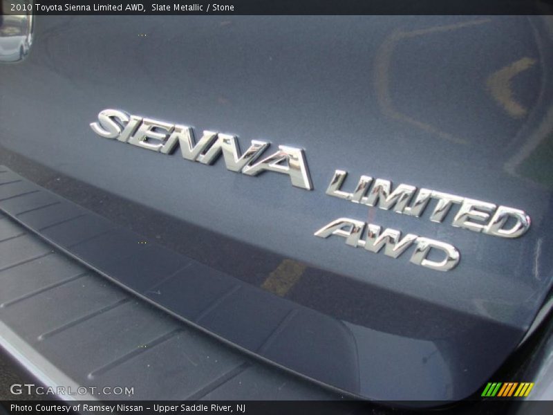  2010 Sienna Limited AWD Logo