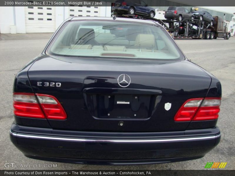 Midnight Blue / Java 2000 Mercedes-Benz E 320 Sedan