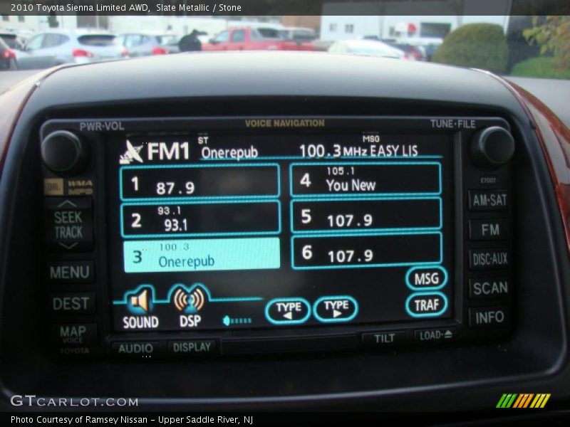 Controls of 2010 Sienna Limited AWD
