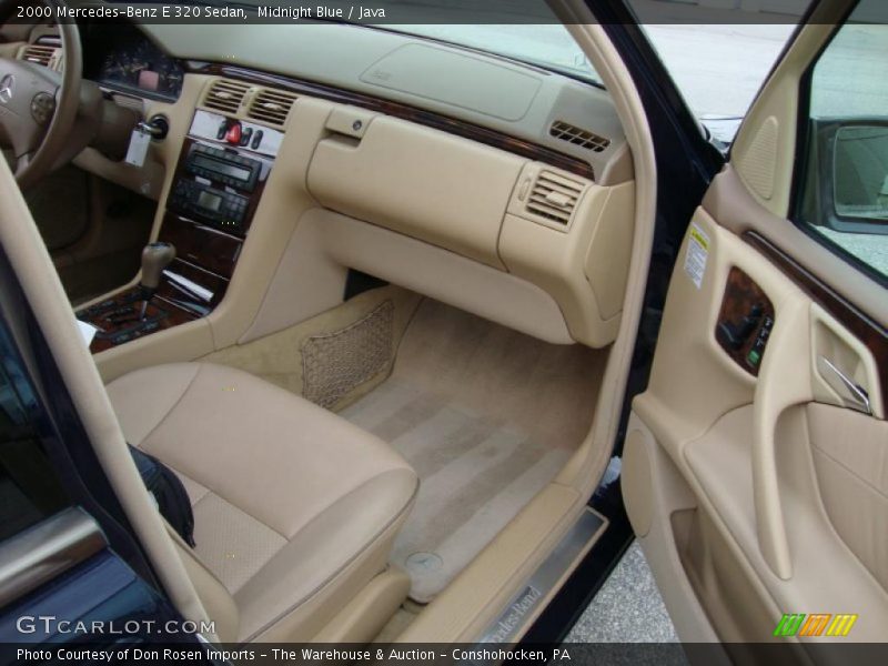 Midnight Blue / Java 2000 Mercedes-Benz E 320 Sedan