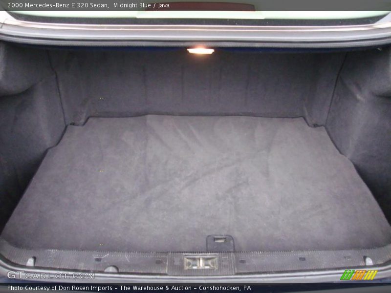 Midnight Blue / Java 2000 Mercedes-Benz E 320 Sedan