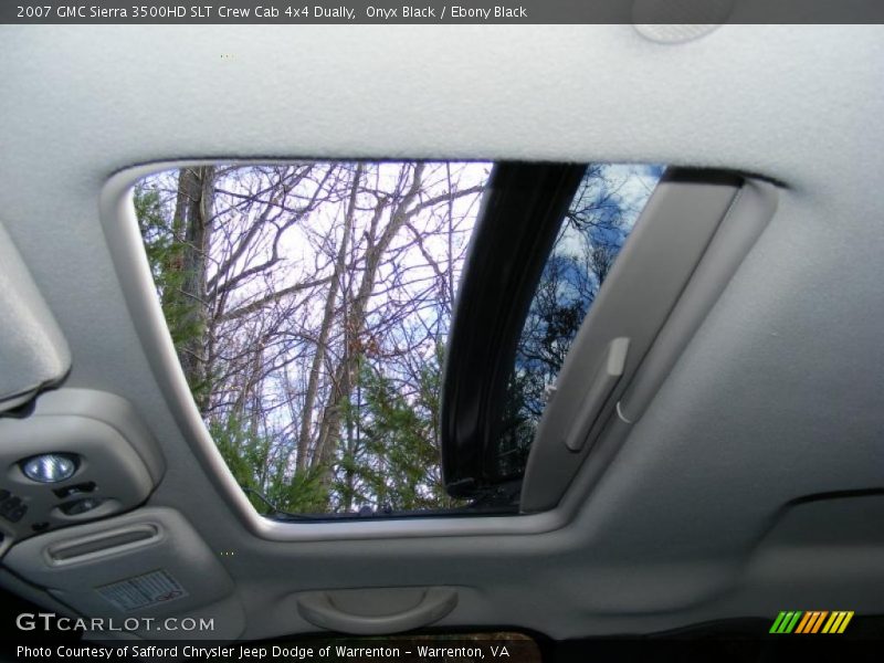 Sunroof of 2007 Sierra 3500HD SLT Crew Cab 4x4 Dually