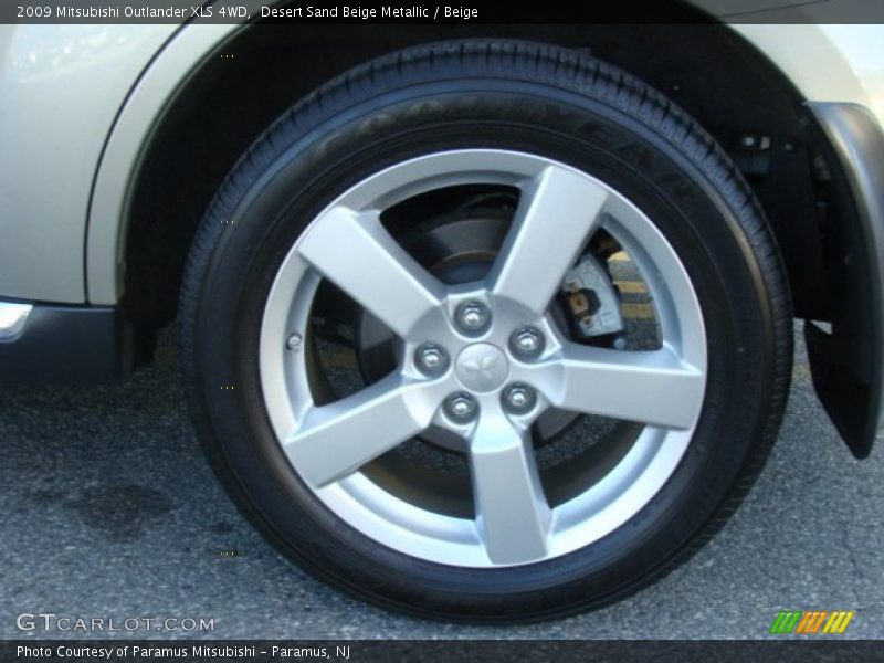 Desert Sand Beige Metallic / Beige 2009 Mitsubishi Outlander XLS 4WD