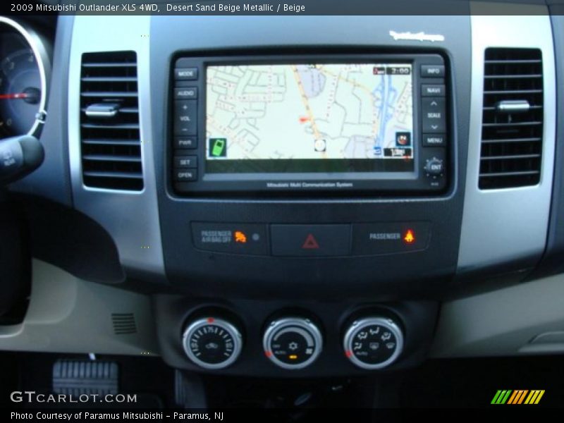 Desert Sand Beige Metallic / Beige 2009 Mitsubishi Outlander XLS 4WD