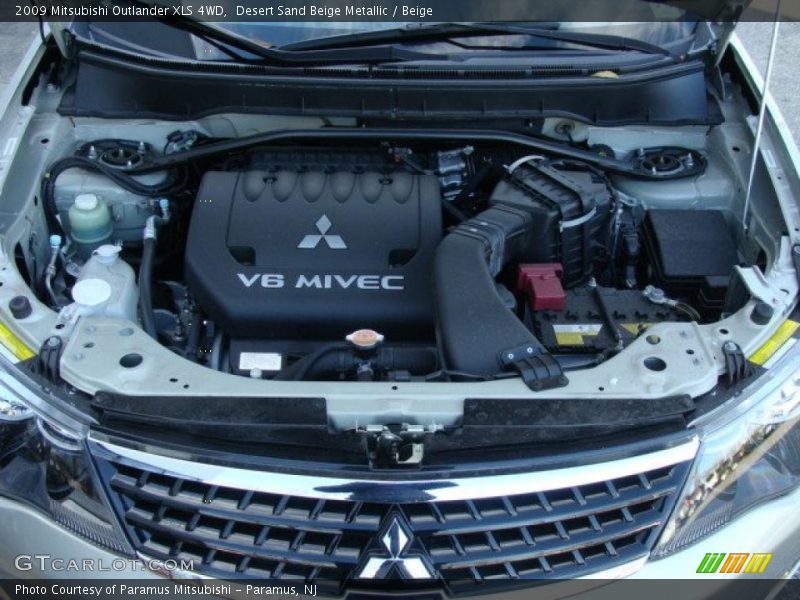 Desert Sand Beige Metallic / Beige 2009 Mitsubishi Outlander XLS 4WD