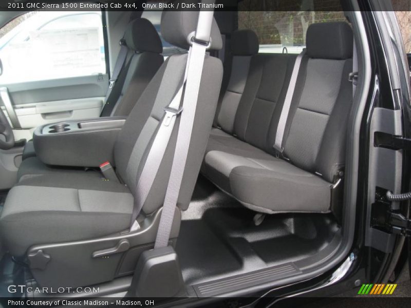 Onyx Black / Dark Titanium 2011 GMC Sierra 1500 Extended Cab 4x4