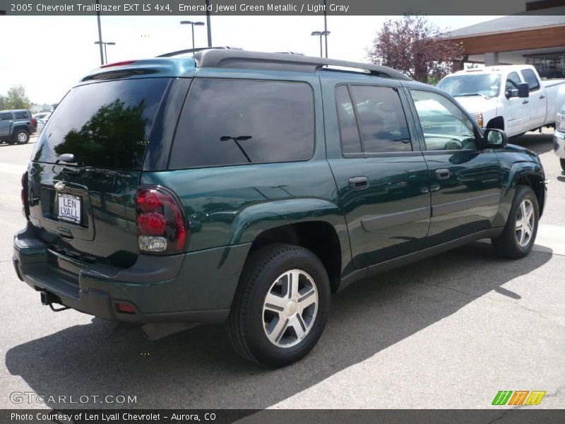 Emerald Jewel Green Metallic / Light Gray 2005 Chevrolet TrailBlazer EXT LS 4x4